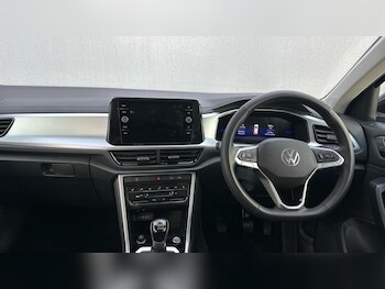 Used Volkswagen T-Roc 2025 for sale - 77532730: Photo