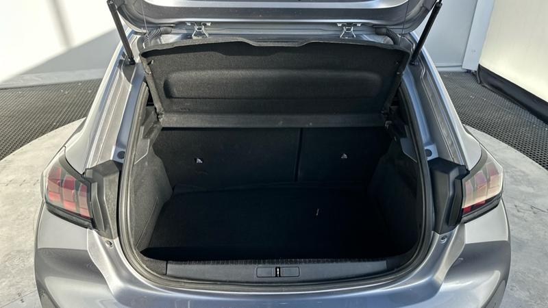 Used Peugeot 208 2022 for sale - 77718705: Photo 17