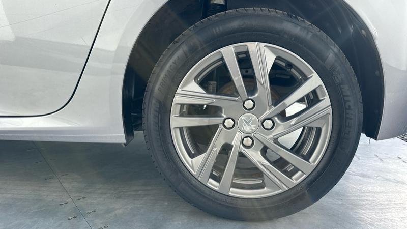 Used Peugeot 208 2022 for sale - 77718705: Photo 20