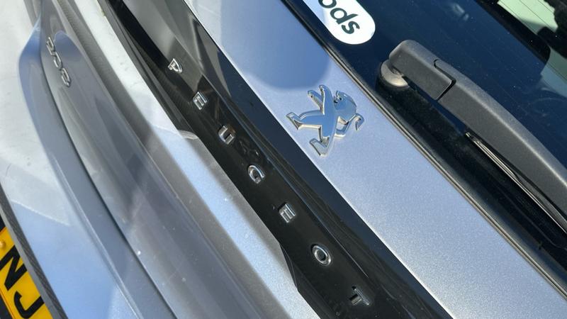 Used Peugeot 208 2022 for sale - 77718705: Photo 52