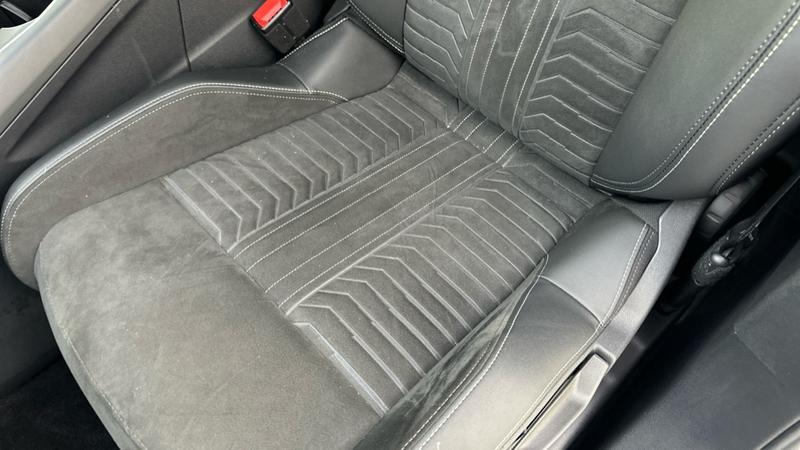 Used Peugeot E-3008 2024 for sale - 77186901: Photo 33