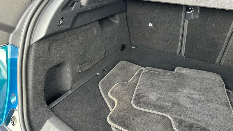 Used Peugeot E-3008 2024 for sale - 77186901: Photo 49