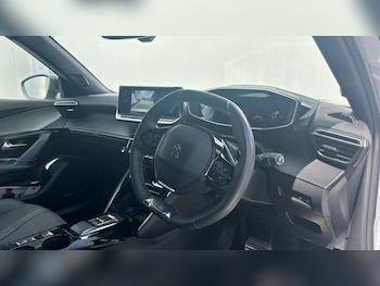 Used Peugeot 2008 2023 for sale - 79369289: Photo