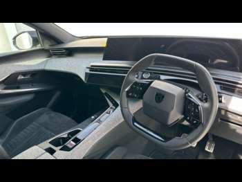 Used Peugeot E-3008 2024 for sale - 74170907: Photo