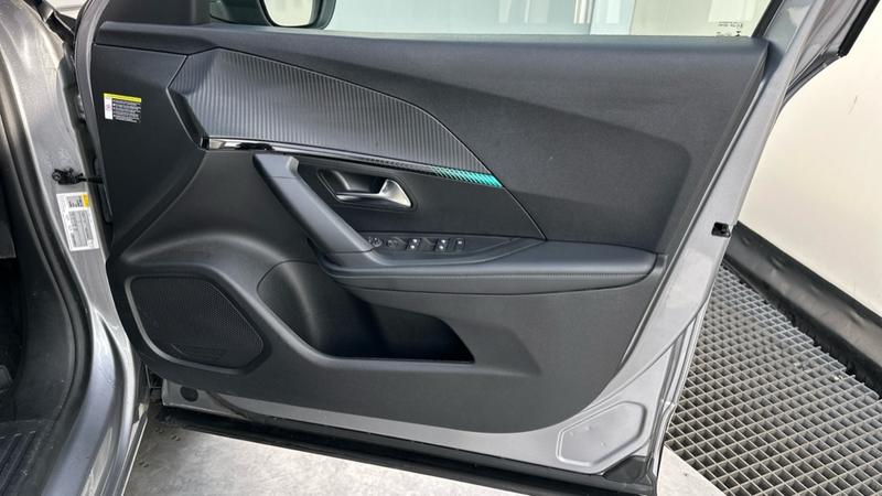 Used Peugeot 2008 2022 for sale - 78206171: Photo 28