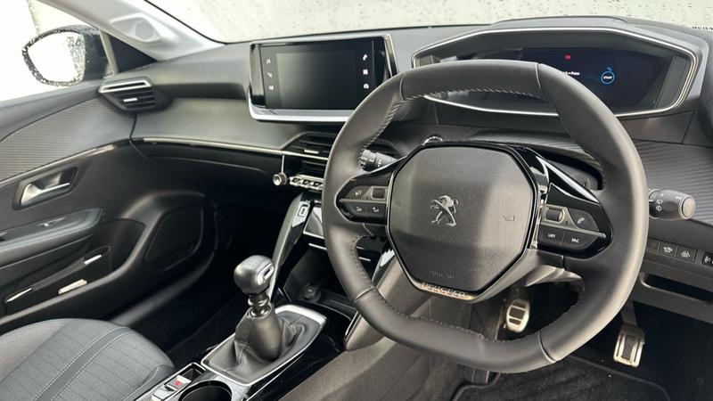 Used Peugeot 208 2023 for sale - 77532642: Photo 2