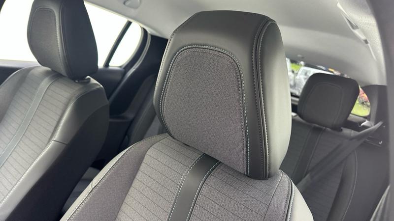 Used Peugeot 208 2023 for sale - 77532642: Photo 23