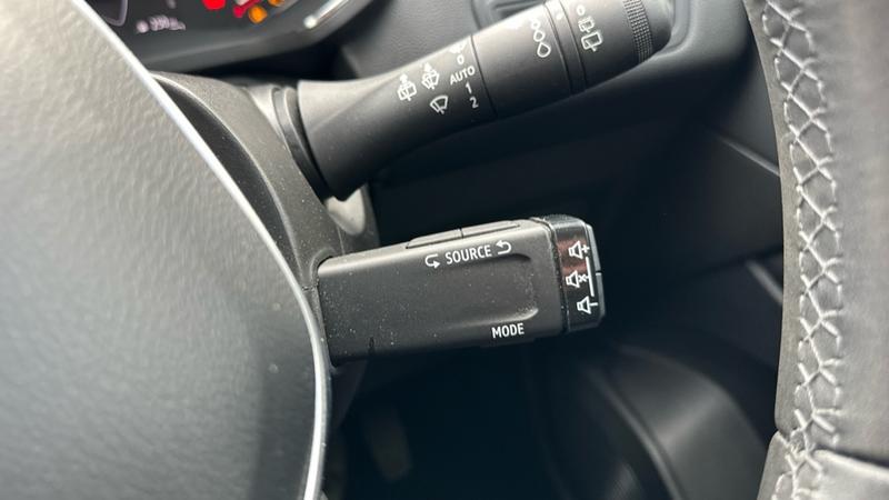 Used Renault Captur 2023 for sale - 77493472: Photo 44