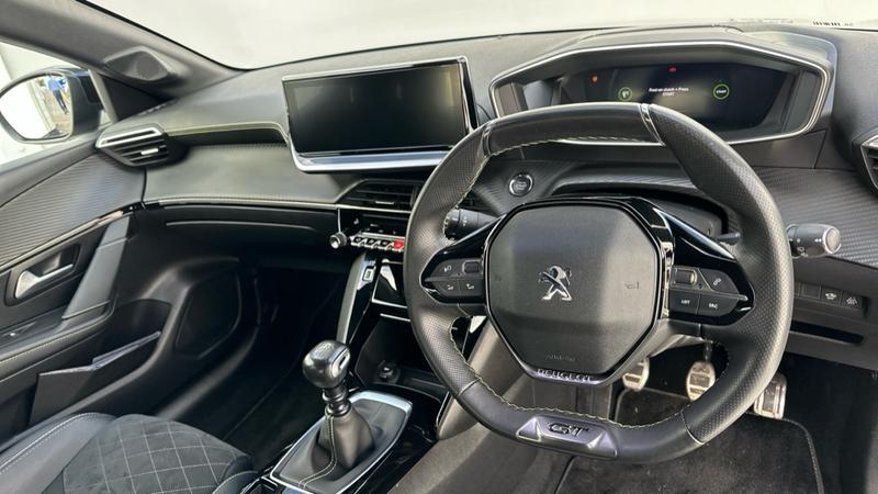 Used Peugeot 208 2022 for sale - 76332536: Photo 2