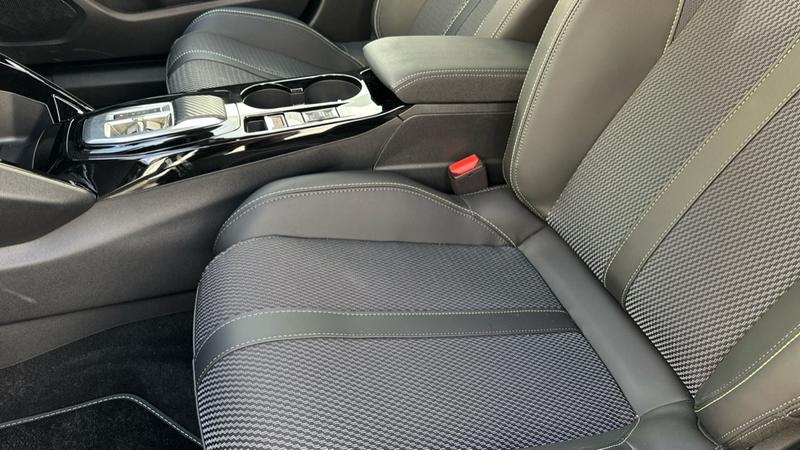 Used Peugeot 2008 2024 for sale - 76653375: Photo 23