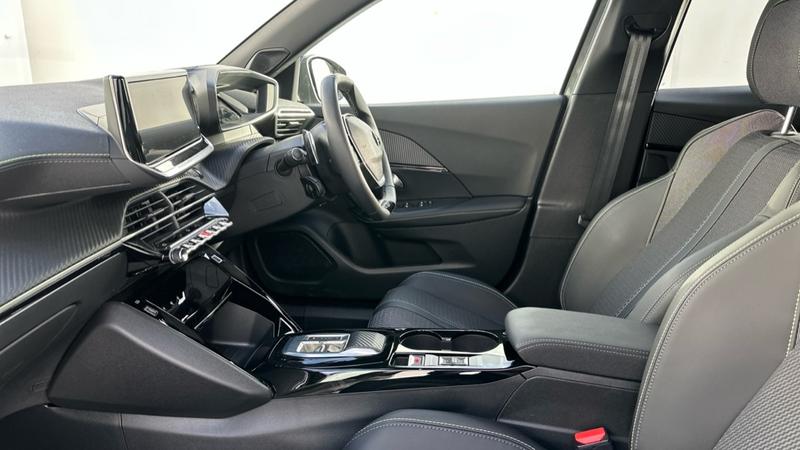 Used Peugeot 2008 2024 for sale - 76653375: Photo 26