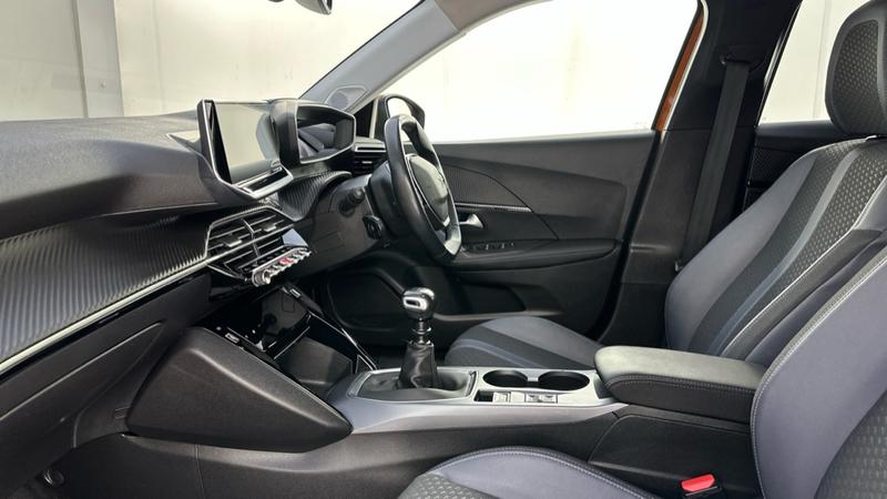 Used Peugeot 2008 2021 for sale - 76196556: Photo 25