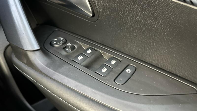 Used Peugeot 2008 2021 for sale - 76196556: Photo 41