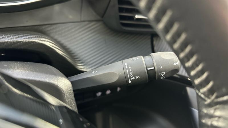 Used Peugeot 2008 2021 for sale - 76196556: Photo 46