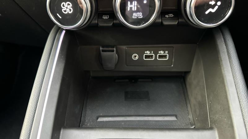 Used Renault Clio 2025 for sale - 77613662: Photo 59