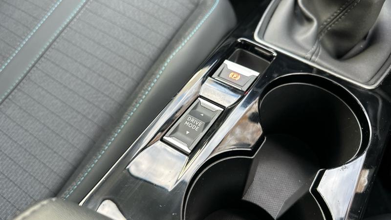 Used Peugeot 208 2020 for sale - 76767019: Photo 61