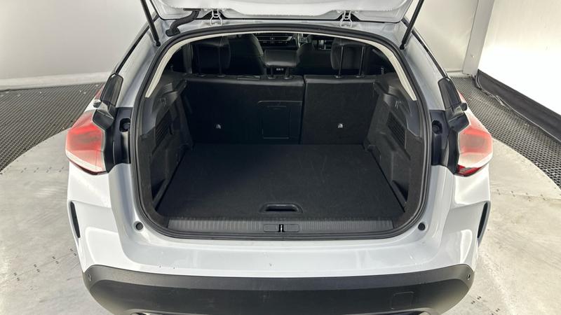 Used Citroen e-C4 2024 for sale - 77372431: Photo 16