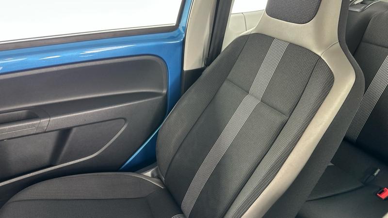 Used Volkswagen up! 2017 for sale - 77407064: Photo 25