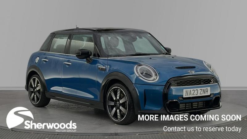 Used MINI Hatch 2023 for sale - 76486494: Photo 1