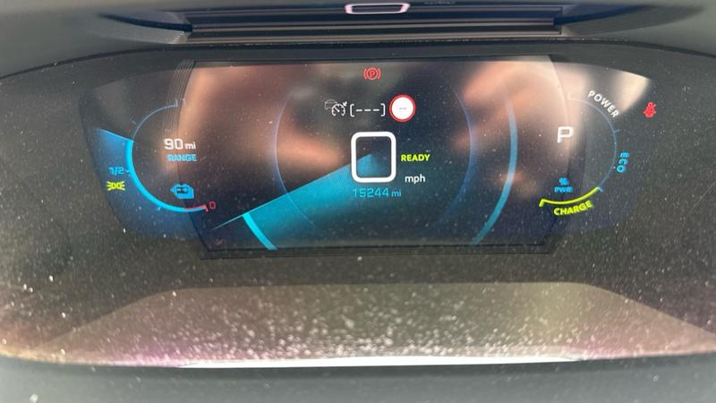 Used Peugeot E-2008 2021 for sale - 76312579: Photo 13
