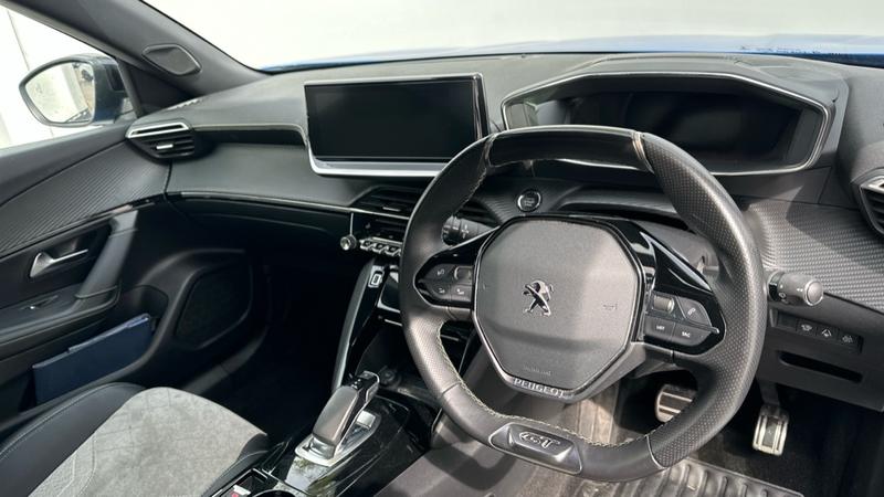 Used Peugeot E-2008 2021 for sale - 76312579: Photo 2