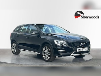 Used Volvo V60 2016 for sale - 79469592: Photo