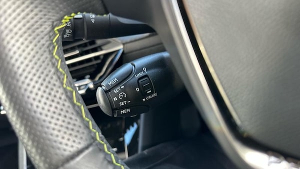 Used Peugeot 208 2022 for sale - 76056045: Photo 44