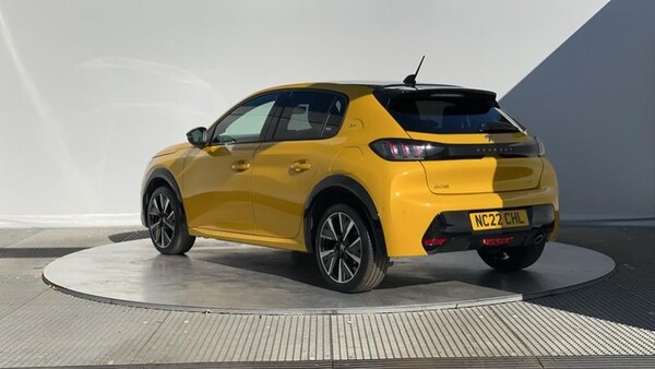Used Peugeot 208 2022 for sale - 76056045: Photo 8