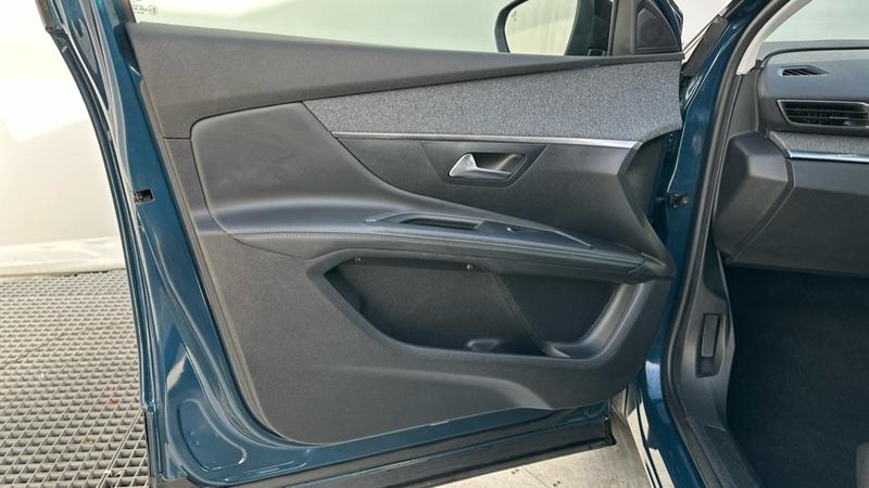 Used Peugeot 5008 2022 for sale - 76332549: Photo 28