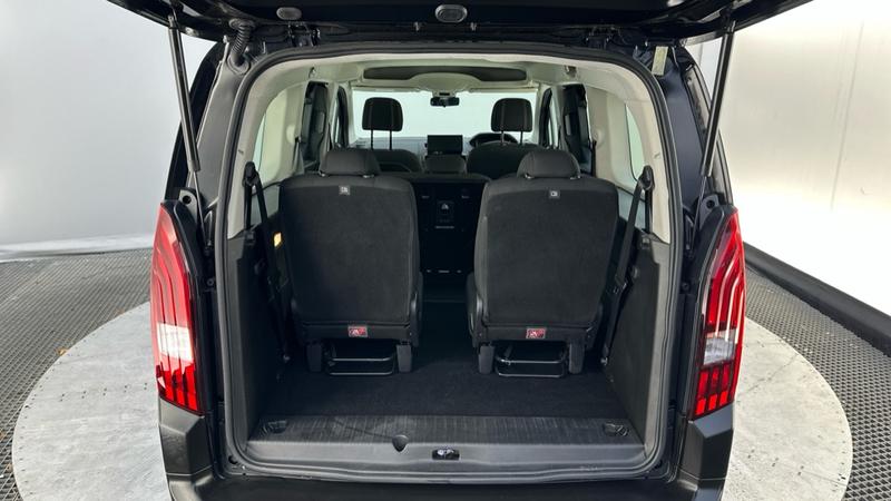 Used Peugeot e-Rifter 2024 for sale - 76290286: Photo 15