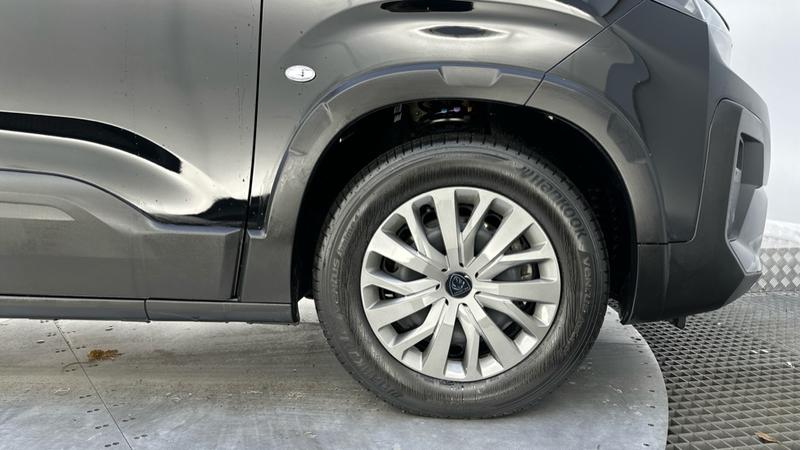 Used Peugeot e-Rifter 2024 for sale - 76290286: Photo 20