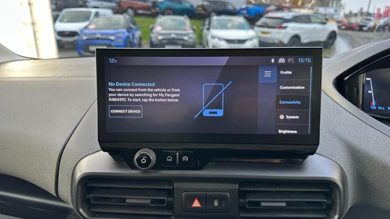 Used Peugeot e-Rifter 2024 for sale - 76290286: Photo 52