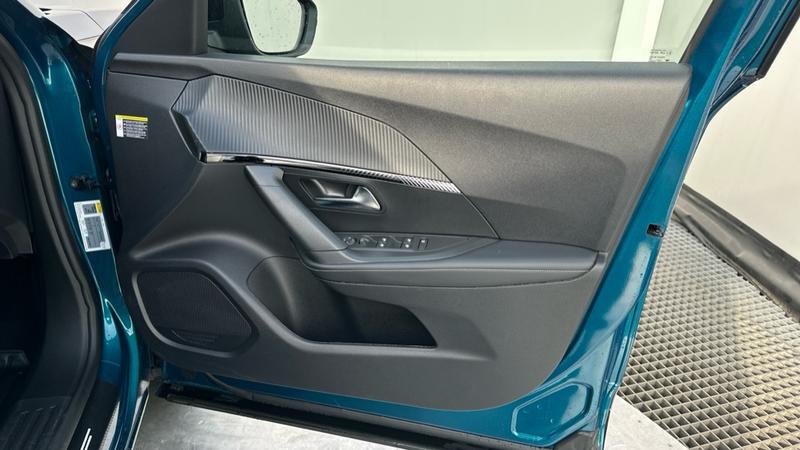 Used Peugeot 2008 2025 for sale - 77971252: Photo 28