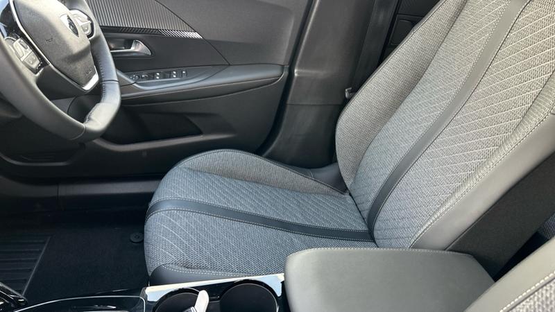 Used Peugeot 2008 2025 for sale - 77971252: Photo 39