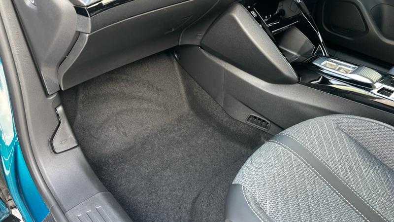 Used Peugeot 2008 2025 for sale - 77971252: Photo 45