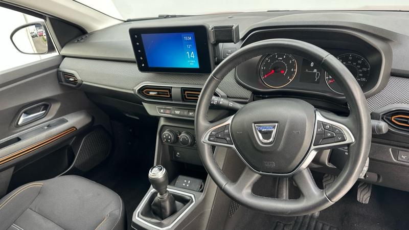 Used Dacia Sandero Stepway 2021 for sale - 76241196: Photo 2