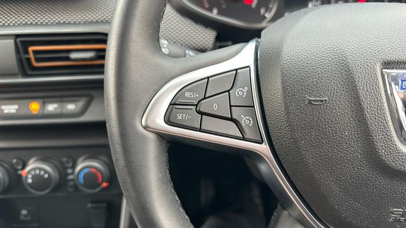 Used Dacia Sandero Stepway 2021 for sale - 76241196: Photo 42