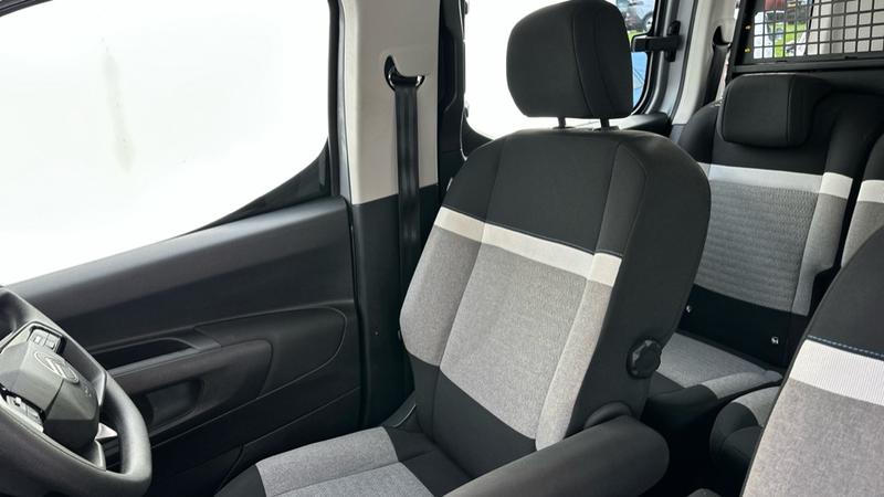 Used Citroen Berlingo 2024 for sale - 76574518: Photo 24
