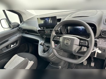 Used Citroen Berlingo 2024 for sale - 76574518: Photo