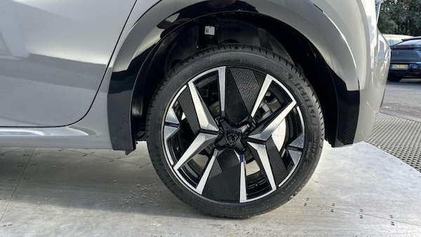 Used Peugeot 208 2025 for sale - 76290386: Photo 18