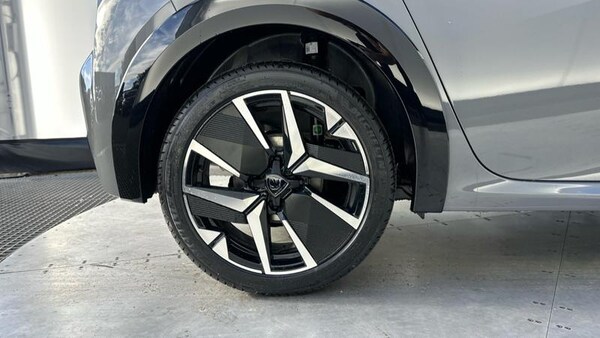 Used Peugeot 208 2025 for sale - 76290386: Photo 19