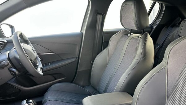 Used Peugeot 208 2025 for sale - 76290386: Photo 23