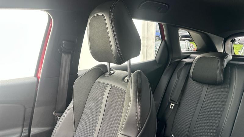 Used Peugeot 3008 2023 for sale - 77747004: Photo 37