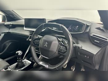 Used Peugeot 2008 2023 for sale - 79670903: Photo