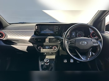 Used Hyundai i10 2022 for sale - 77516043: Photo