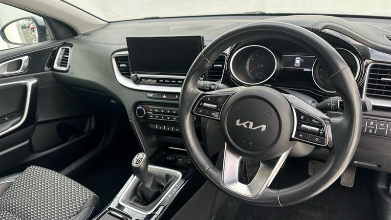 Used Kia XCeed 2022 for sale - 77770636: Photo 2