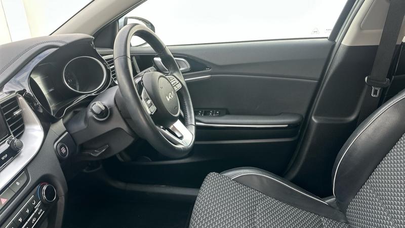 Used Kia XCeed 2022 for sale - 77770636: Photo 37