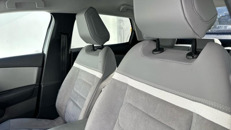 Used Citroen e-C4 X 2024 for sale - 76202225: Photo 21