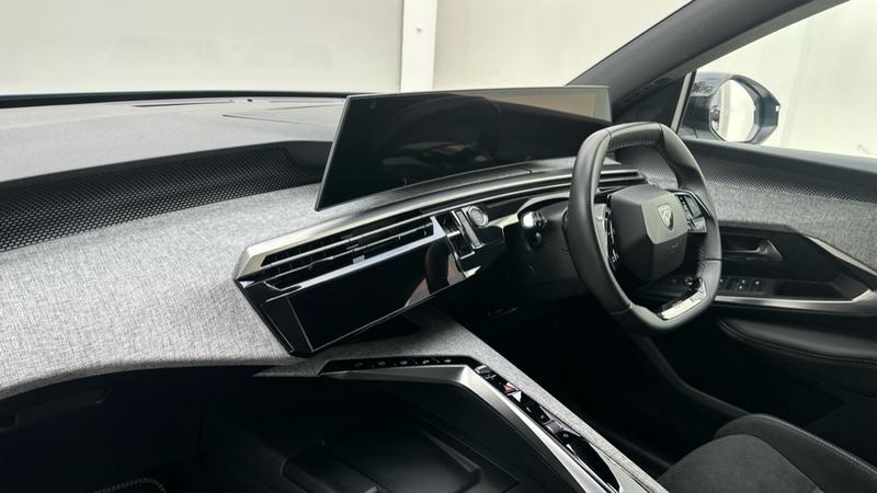 Used Peugeot E-3008 2024 for sale - 76117521: Photo 11