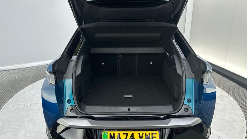 Used Peugeot E-3008 2024 for sale - 76117521: Photo 15